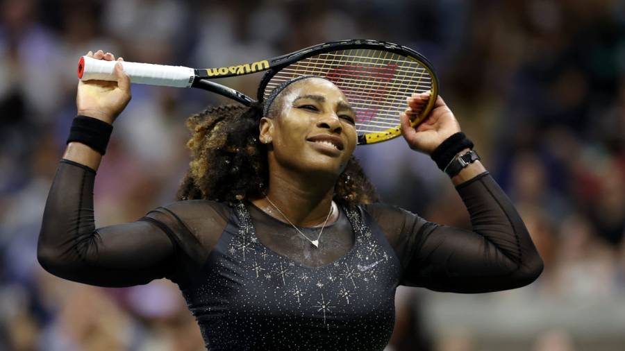 Tennis+legend+of+Serena+Williams+stretching+in+between+a+map