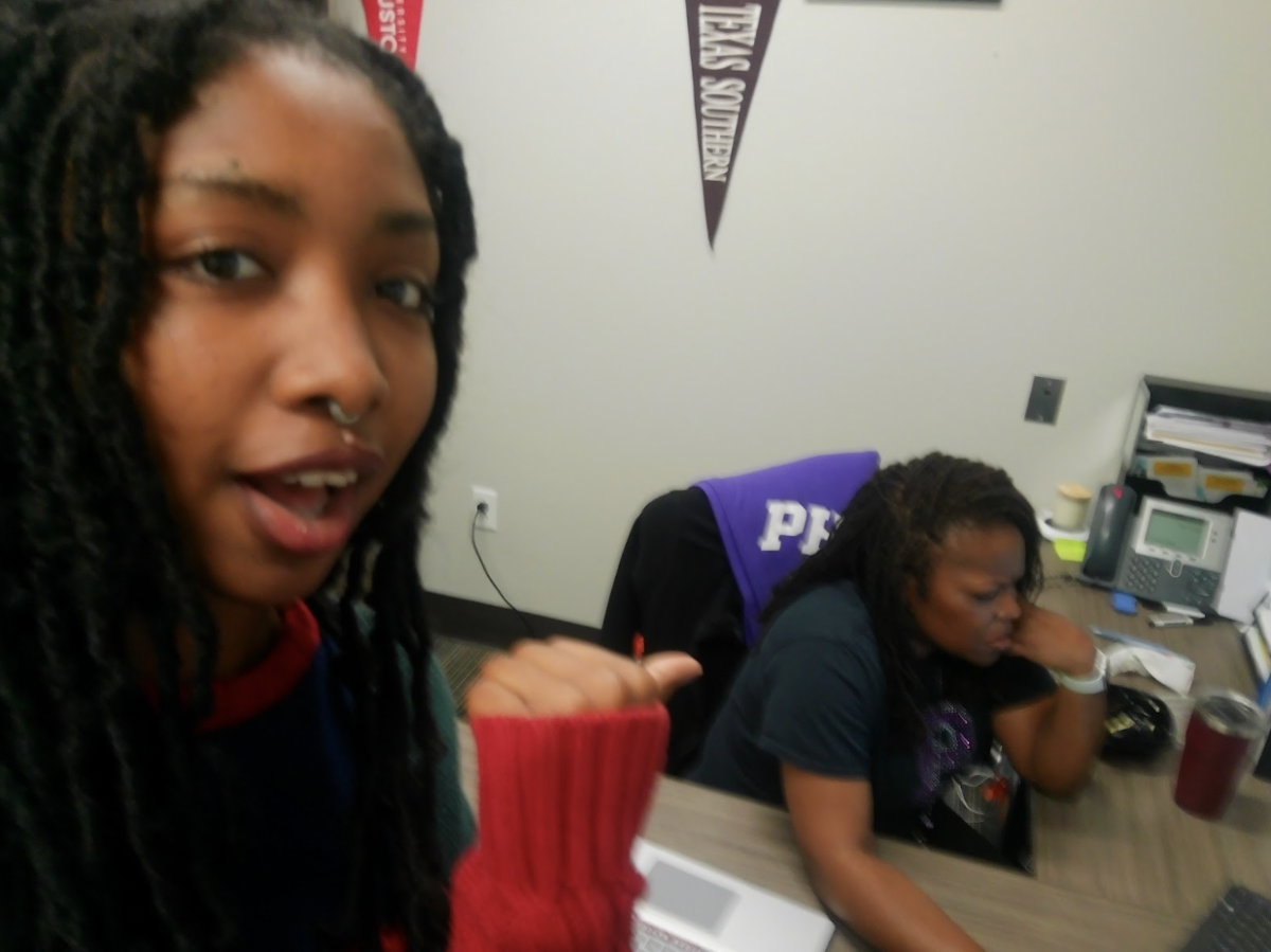 Student(Tori Thurmand) getting her schedule done with the counselor(Mrs.Smith). 
