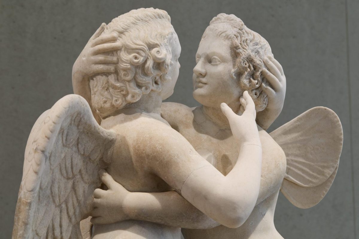 Statue of Cupid and Psyche, photo by Lorenzo de Masi